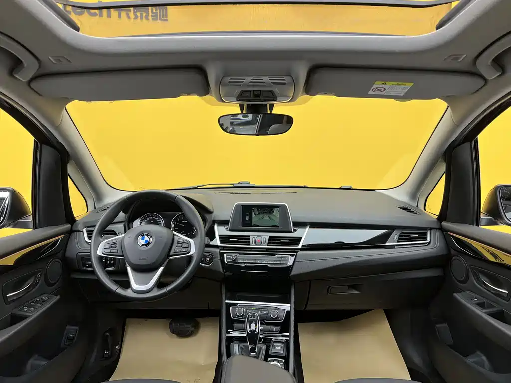 BMW BMW 2 Series Gran Tourer 2019 220i Leading Edition 2019 - thumbnail 8