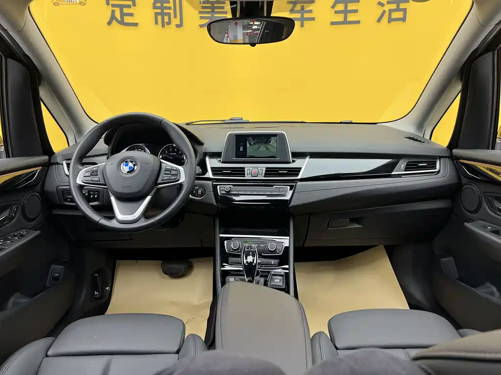BMW BMW 2 Series Gran Tourer 2019 220i Leading Edition 2019 - thumbnail 11