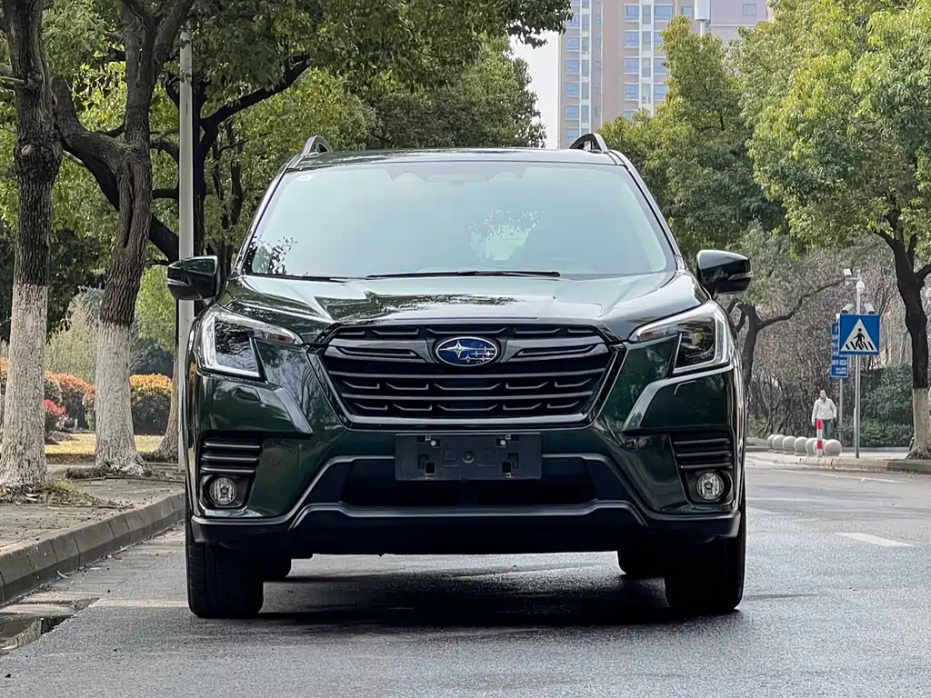 Subaru Subaru Forester 2022 2.0i AWD Luxury Edition EyeSight 2022 - thumbnail 2