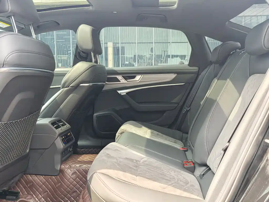 Audi Audi A6L 2023 Facelift 45 TFSI Quattro Dynamic Selection 2023 - thumbnail 13