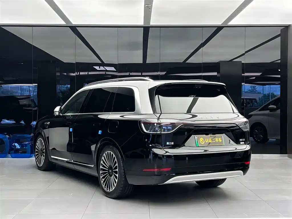 AITO AITO M9 2025 EREV Max Edition 52kWh 6-Seater (192-line LiDAR) 2025 - thumbnail 4