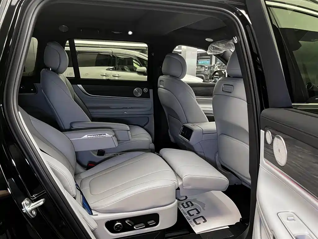 AITO AITO M9 2025 EREV Max Edition 52kWh 6-Seater (192-line LiDAR) 2025 - thumbnail 15