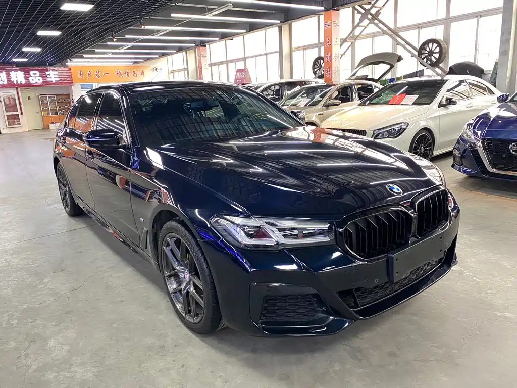 BMW BMW 5 Series 2022 Facelift 525Li M Sport Package 2022 - thumbnail 3