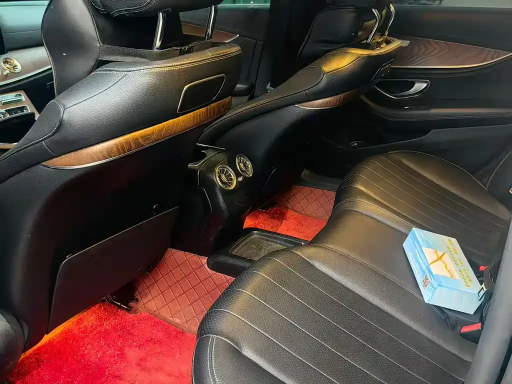 Mercedes-Benz Mercedes-Benz E-Class 2019 Facelift E 300 L Fashion Edition 2019 - thumbnail 8