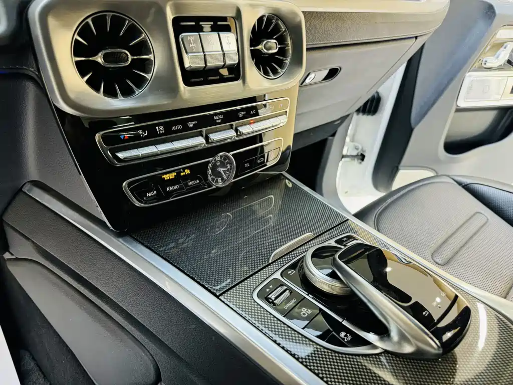 Mercedes-Benz Mercedes-Benz G-Class 2022 G 500 2023 - thumbnail 6