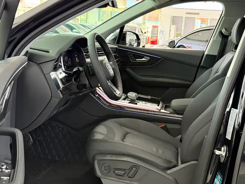 Audi Audi Q7 2020 55 TFSI quattro S line 2020 - thumbnail 4