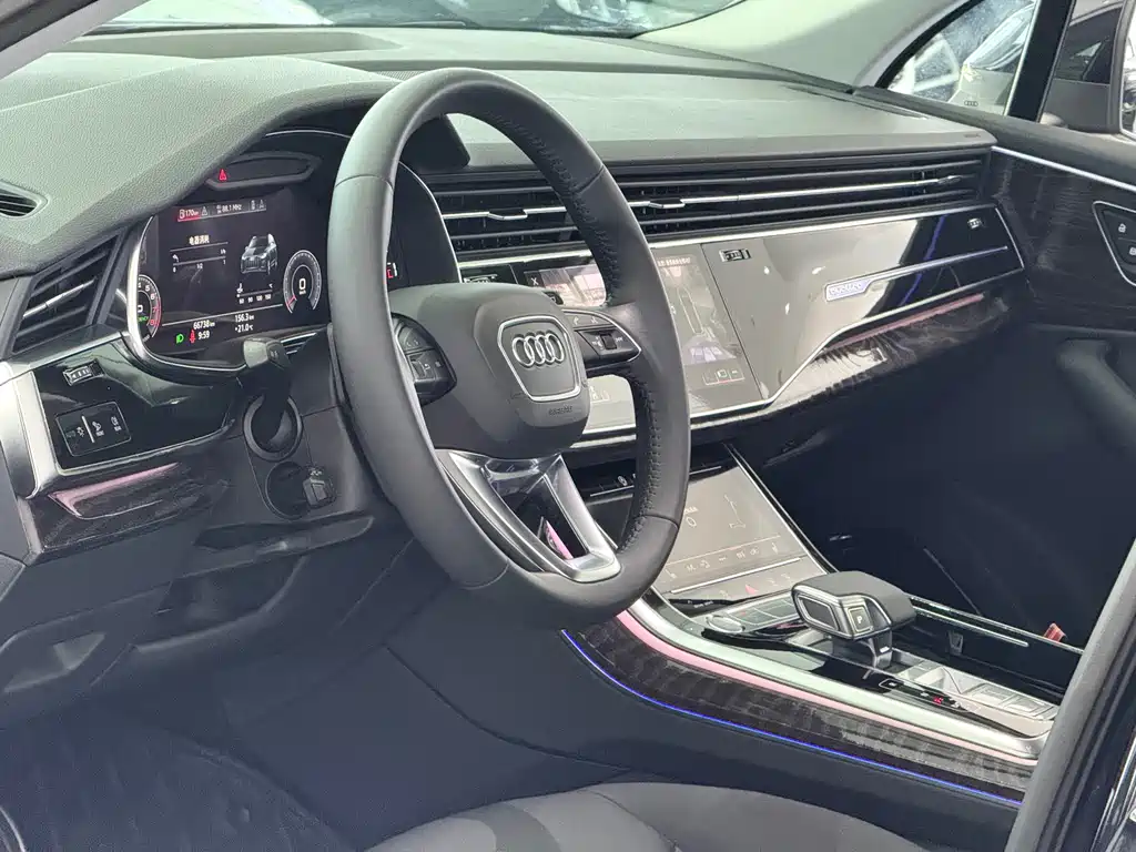Audi Audi Q7 2020 55 TFSI quattro S line 2020 - thumbnail 6
