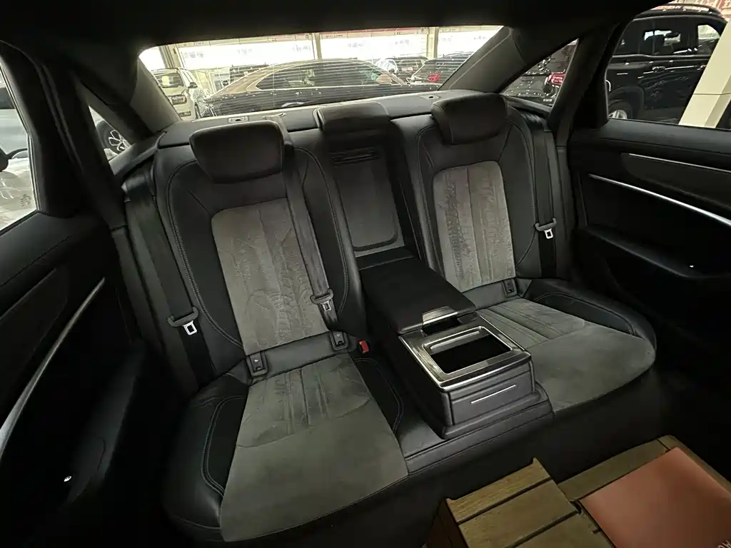Audi Audi A6L 2021 40 TFSI Luxury Dynamic Edition 2020 - thumbnail 18