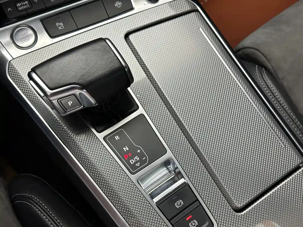 Audi Audi A6L 2021 40 TFSI Luxury Dynamic Edition 2020 - thumbnail 19
