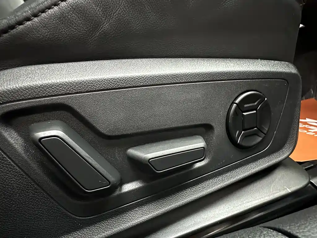 Audi Audi A6L 2021 40 TFSI Luxury Dynamic Edition 2020 - thumbnail 25