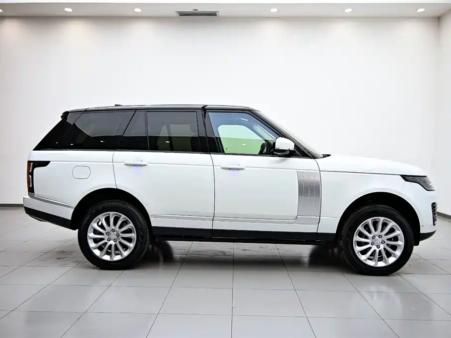 Land Rover Range Rover 2019 3.0T Middle East Edition 2019 - thumbnail 6
