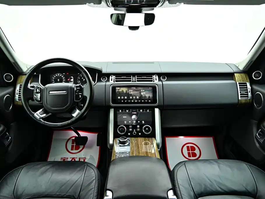 Land Rover Range Rover 2019 3.0T Middle East Edition 2019 - thumbnail 14
