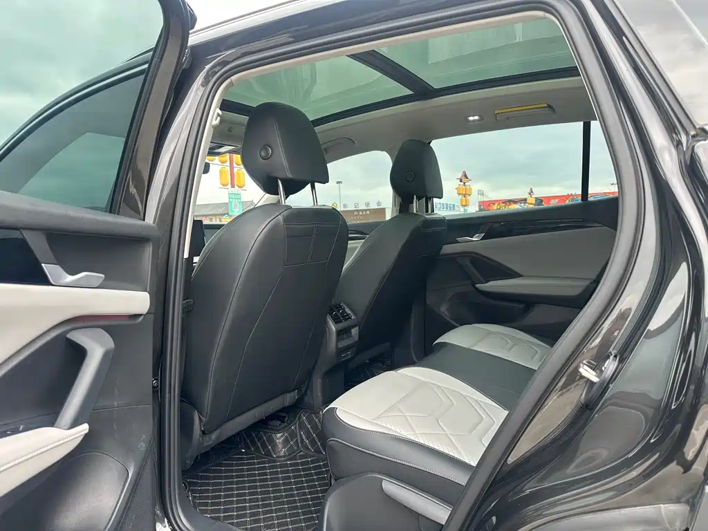 Volkswagen Tayron L 2025 330TSI FWD Elite 2025 - thumbnail 9