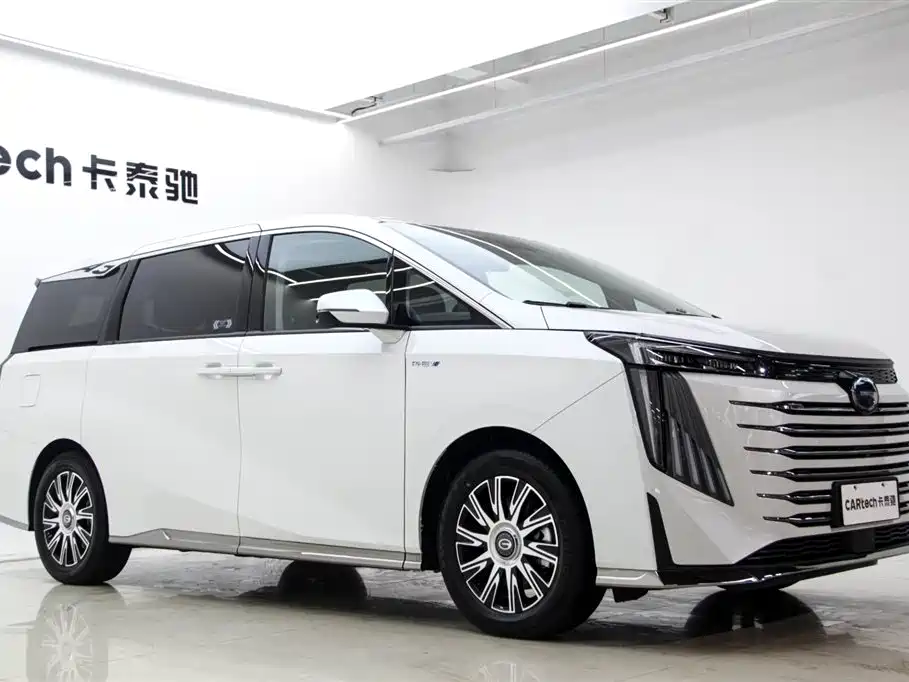 GAC Trumpchi GAC Trumpchi E9 2025 Super Fast Charging Exclusive Edition 2025 - thumbnail 3