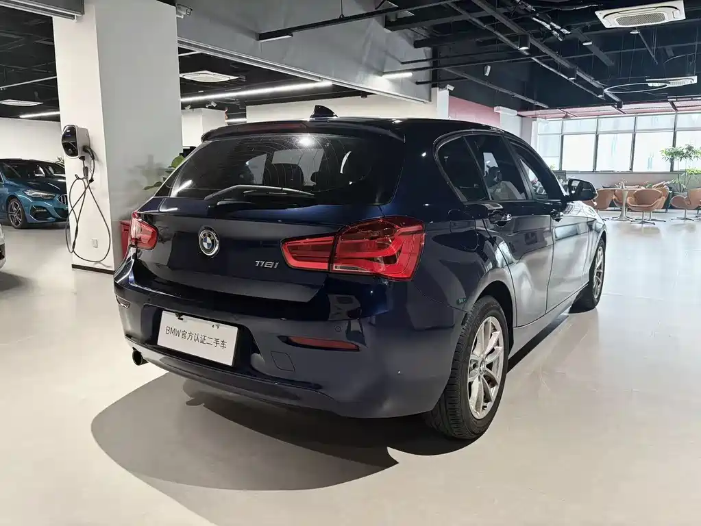 BMW BMW 1 Series (Import) 2016 118i Leading Edition 2018 - thumbnail 5