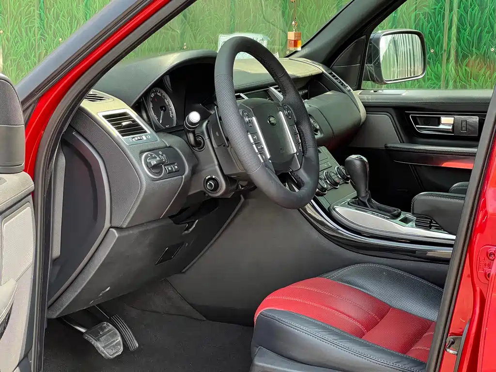 Land Rover Range Rover Sport 2013 5.0L V8 HSE Red Edition 2012 - thumbnail 4