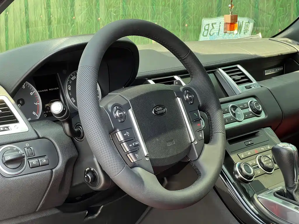 Land Rover Range Rover Sport 2013 5.0L V8 HSE Red Edition 2012 - thumbnail 6