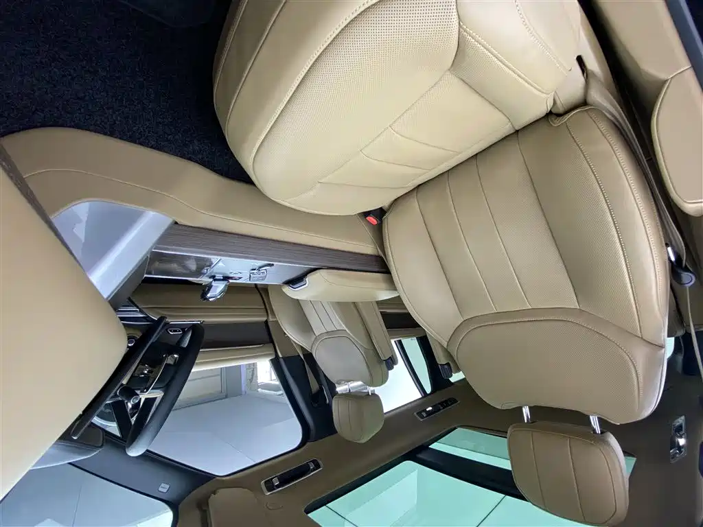 Land Rover Range Rover 2025 3.0 L6 400PS Autobiography LWB 2025 - thumbnail 10