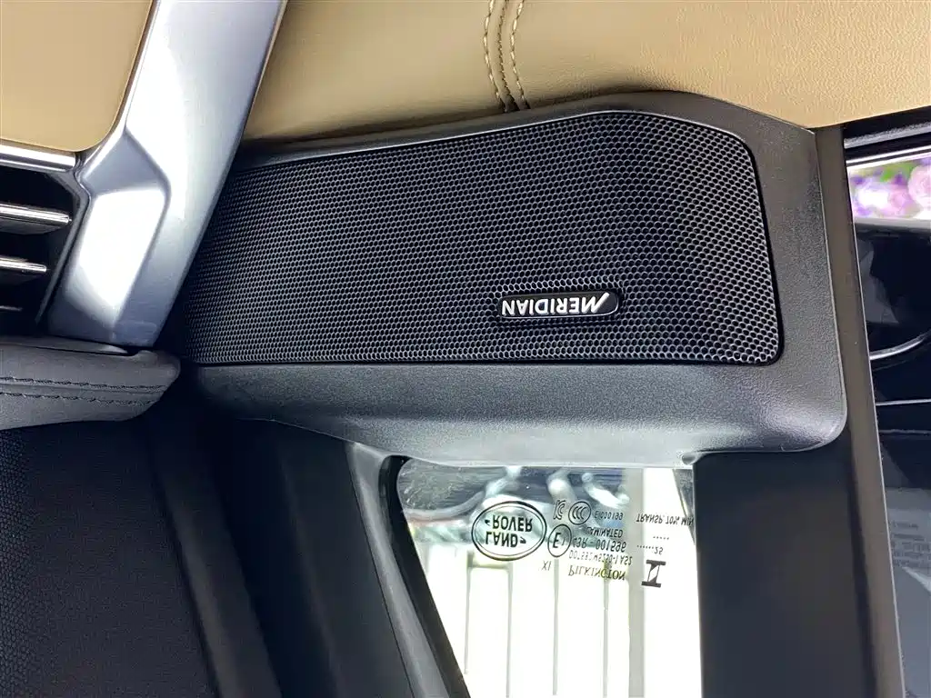 Land Rover Range Rover 2025 3.0 L6 400PS Autobiography LWB 2025 - thumbnail 22