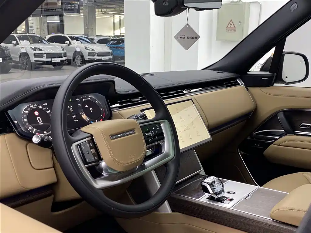 Land Rover Range Rover 2025 3.0 L6 400PS Autobiography LWB 2025 - thumbnail 26