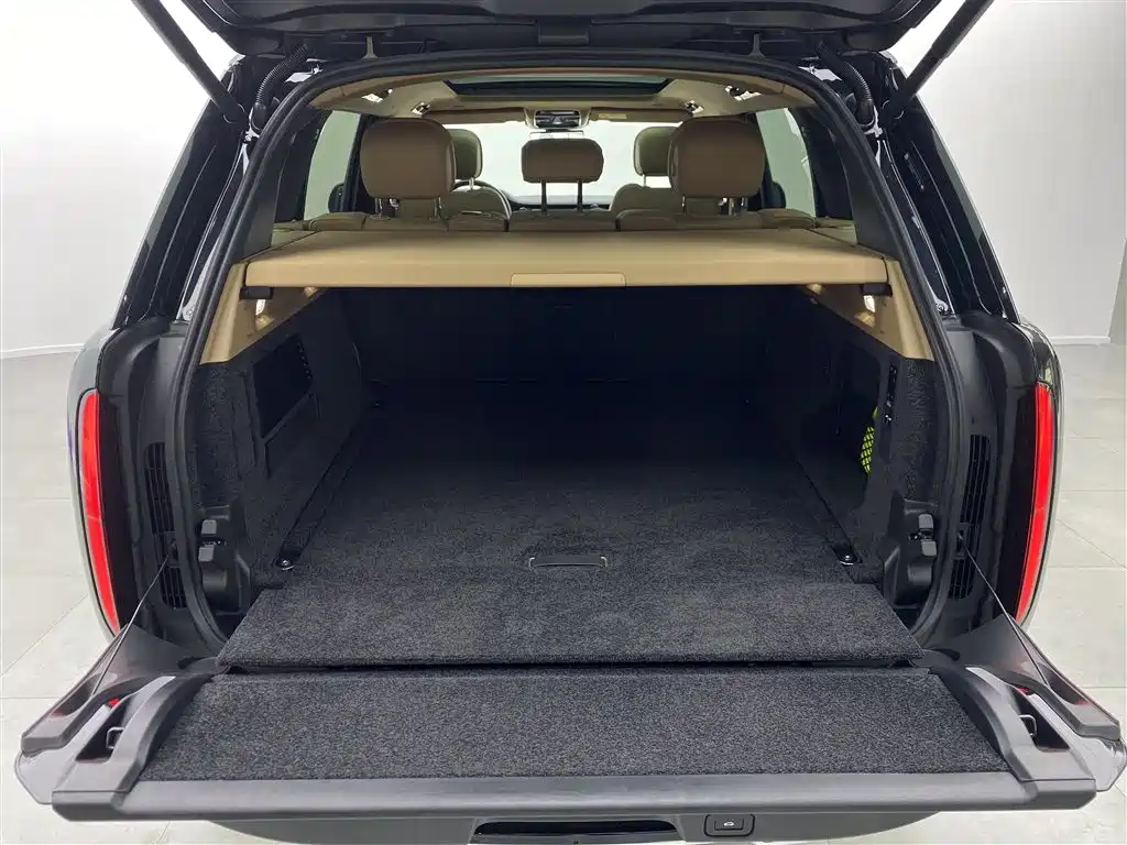 Land Rover Range Rover 2025 3.0 L6 400PS Autobiography LWB 2025 - thumbnail 29