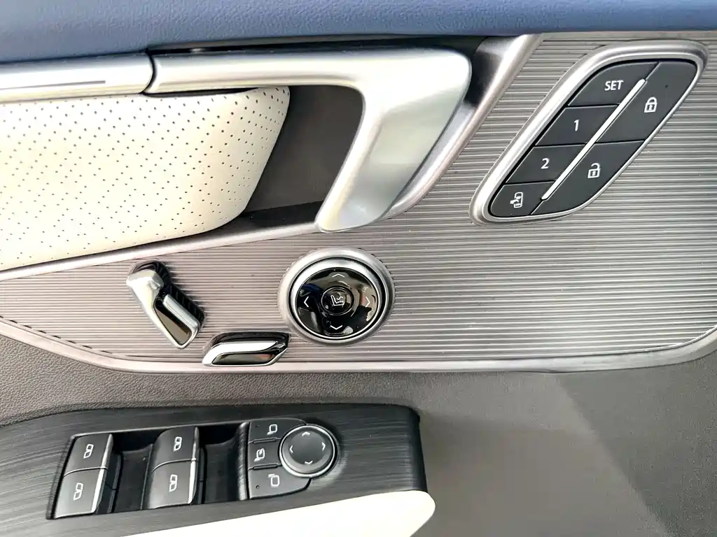 Buick Buick LaCrosse 2023 Avenir Edition 2023 - thumbnail 12