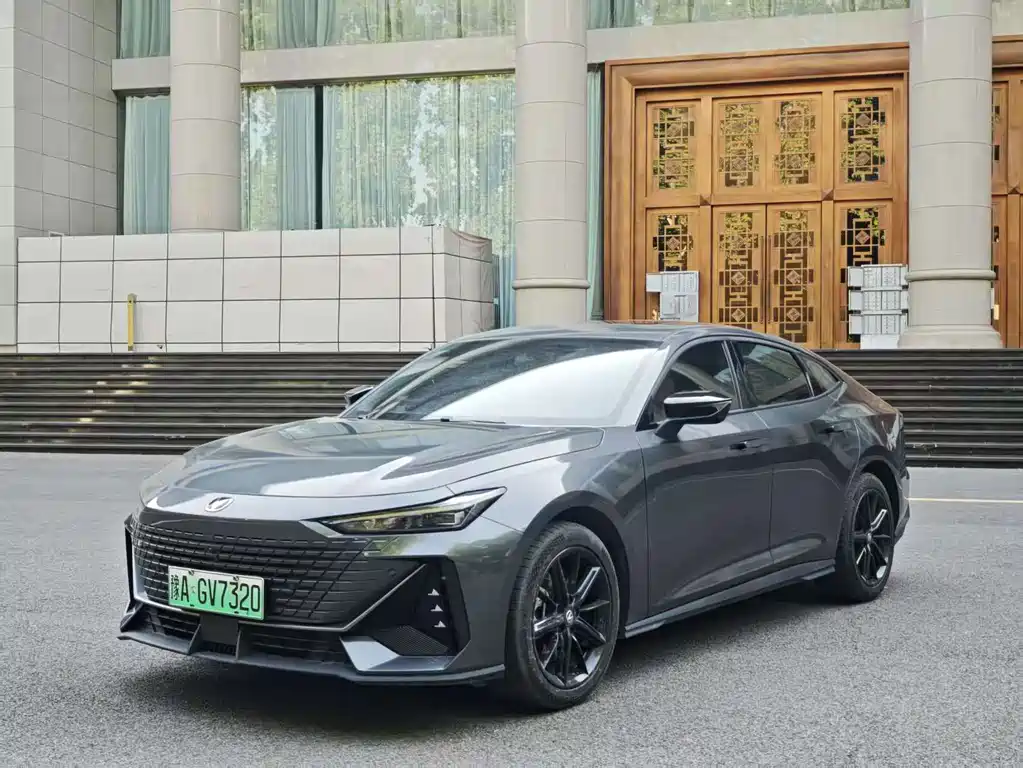 Changan Changan UNI-V iDD 2023 1.5T 113km Zhiqu Edition (Feikuai Edition) 2023
