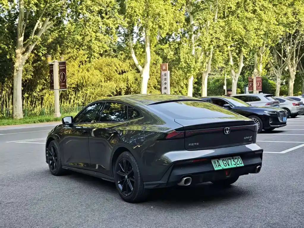 Changan Changan UNI-V iDD 2023 1.5T 113km Zhiqu Edition (Feikuai Edition) 2023 - thumbnail 7