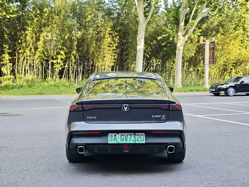 Changan Changan UNI-V iDD 2023 1.5T 113km Zhiqu Edition (Feikuai Edition) 2023 - thumbnail 8