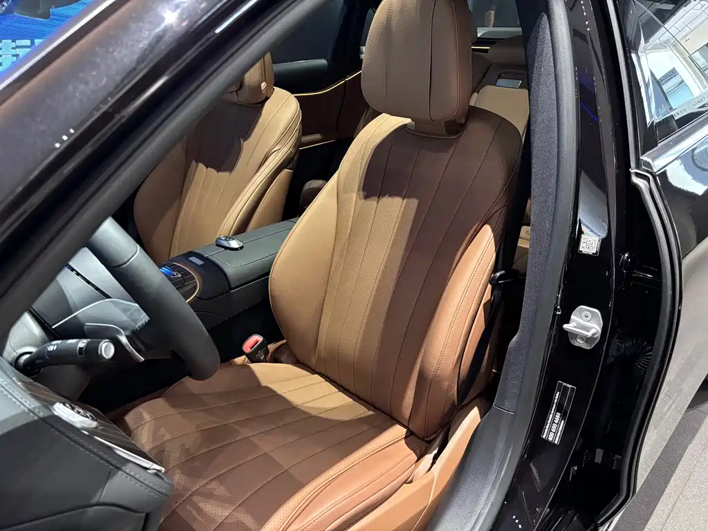 Mercedes-Benz Mercedes-Benz E-Class 2024 Facelift E 300 L Fashion 2024 - thumbnail 8