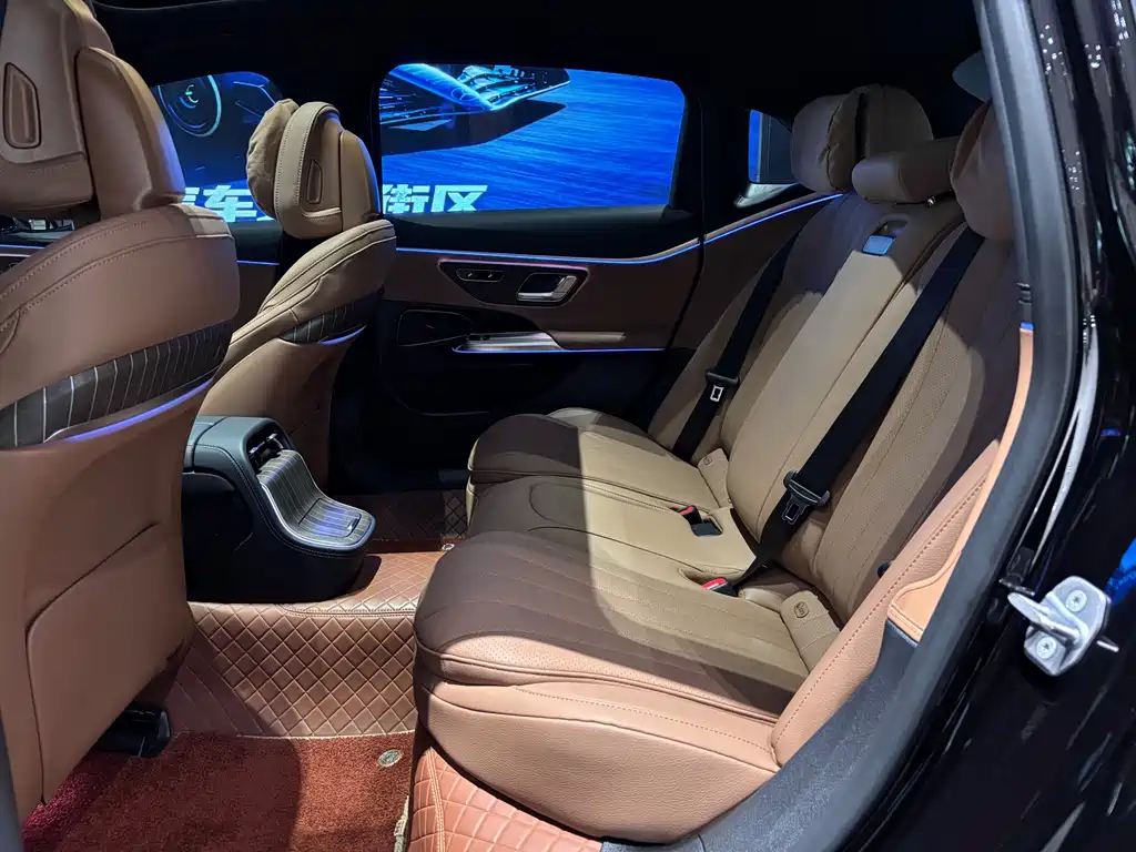 Mercedes-Benz Mercedes-Benz E-Class 2024 Facelift E 300 L Fashion 2024 - thumbnail 12