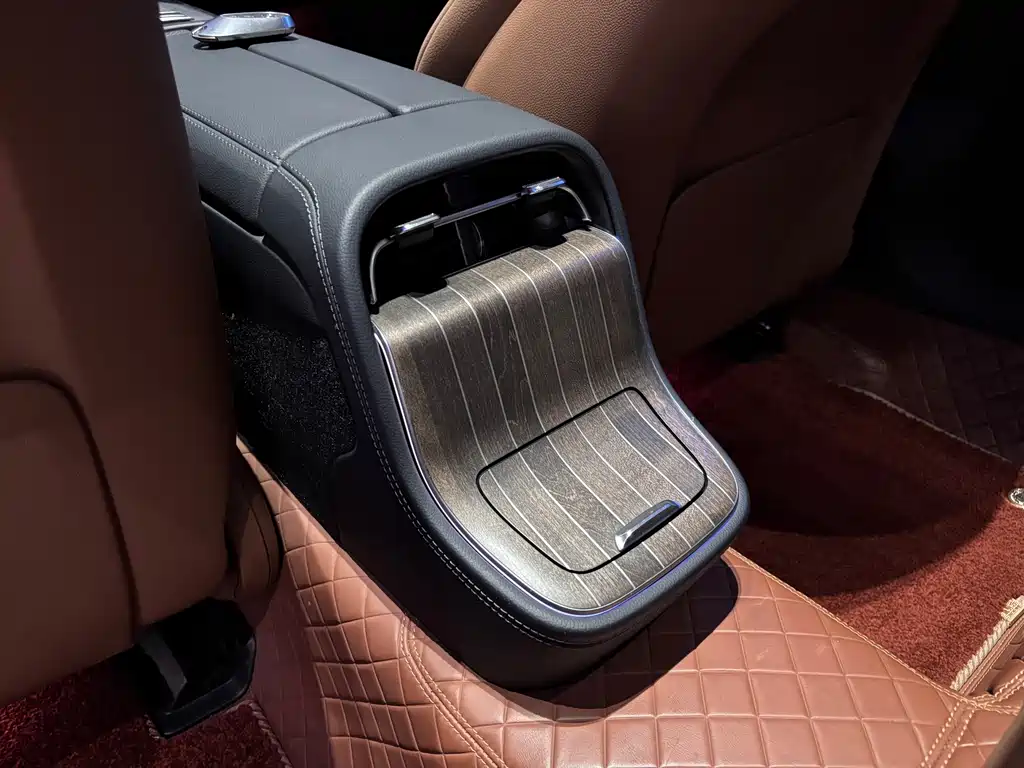 Mercedes-Benz Mercedes-Benz E-Class 2024 Facelift E 300 L Fashion 2024 - thumbnail 19
