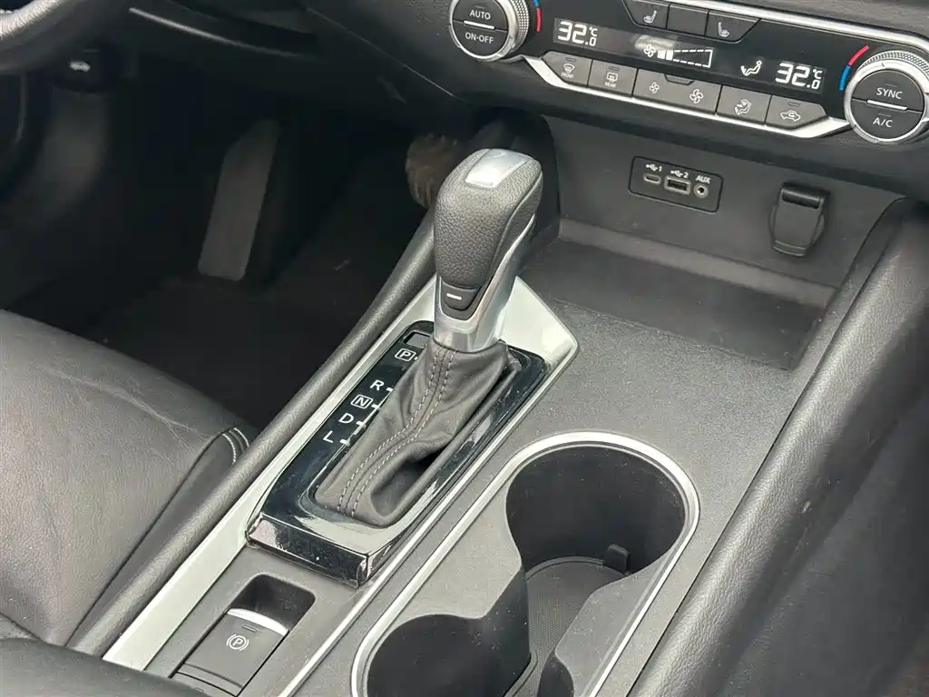 Nissan Nissan Altima 2020 Facelift 2.0L XL Upper Intelligent Driving Edition 2020 - thumbnail 8