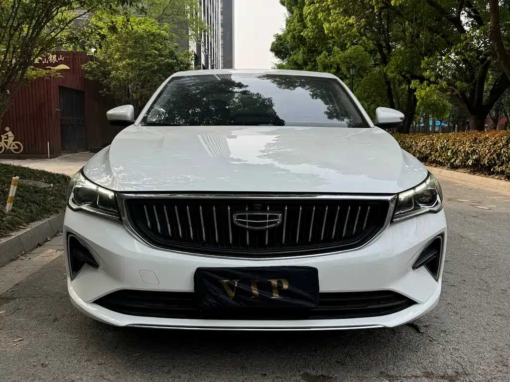 Geely Auto Geely Emgrand 2022 4th Generation 1.5L CVT Luxury 2022 - thumbnail 2