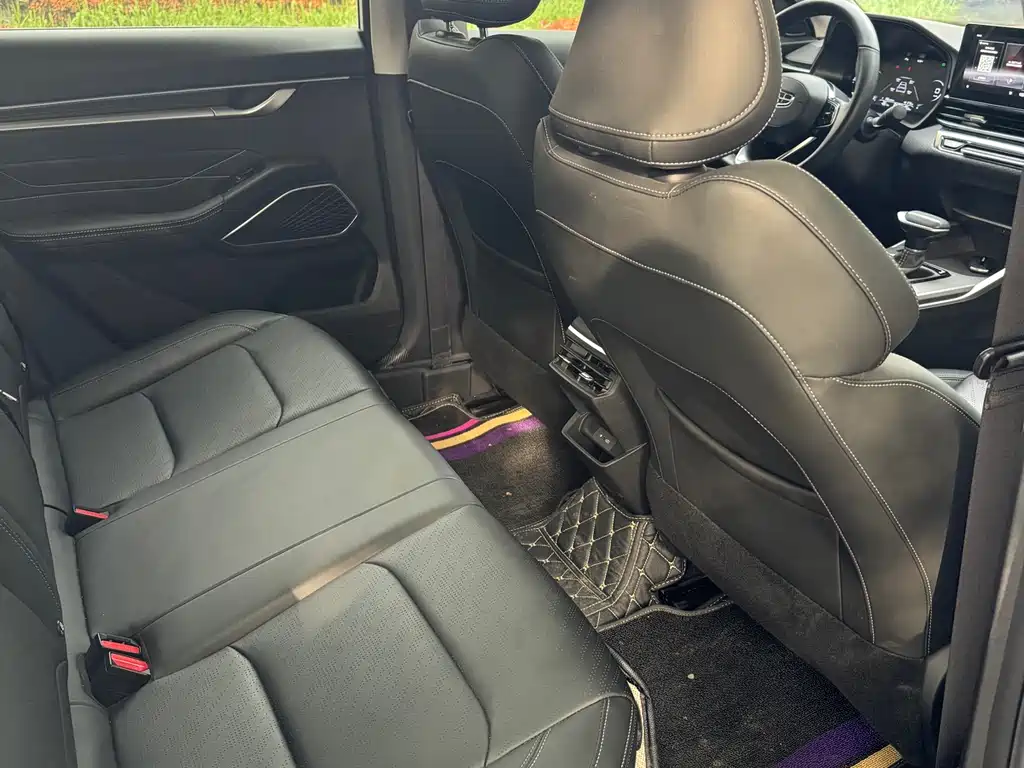 Geely Auto Geely Emgrand 2022 4th Generation 1.5L CVT Luxury 2022 - thumbnail 11