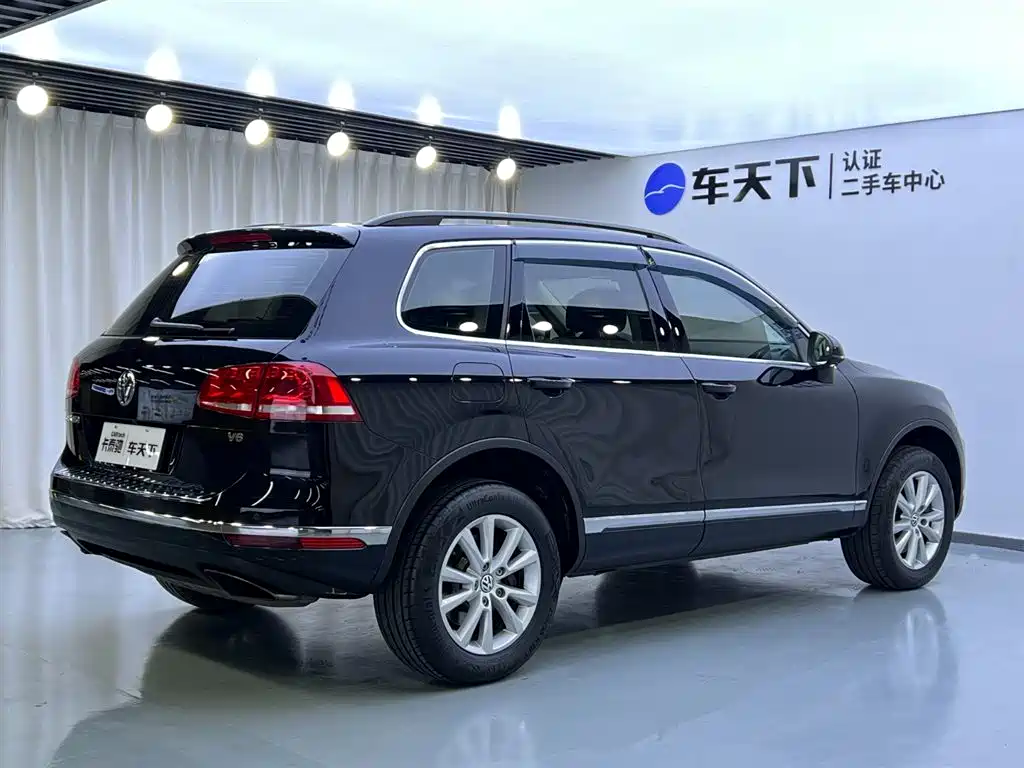 Volkswagen Volkswagen Touareg 2017 3.0TSI Offroad Edition 2017 - thumbnail 4