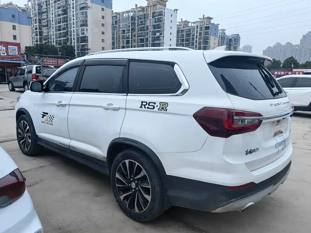 Dongfeng Fengxing Forthing T5L 2019 1.5T CVT Luxury 7-Seater 2020 - thumbnail 6