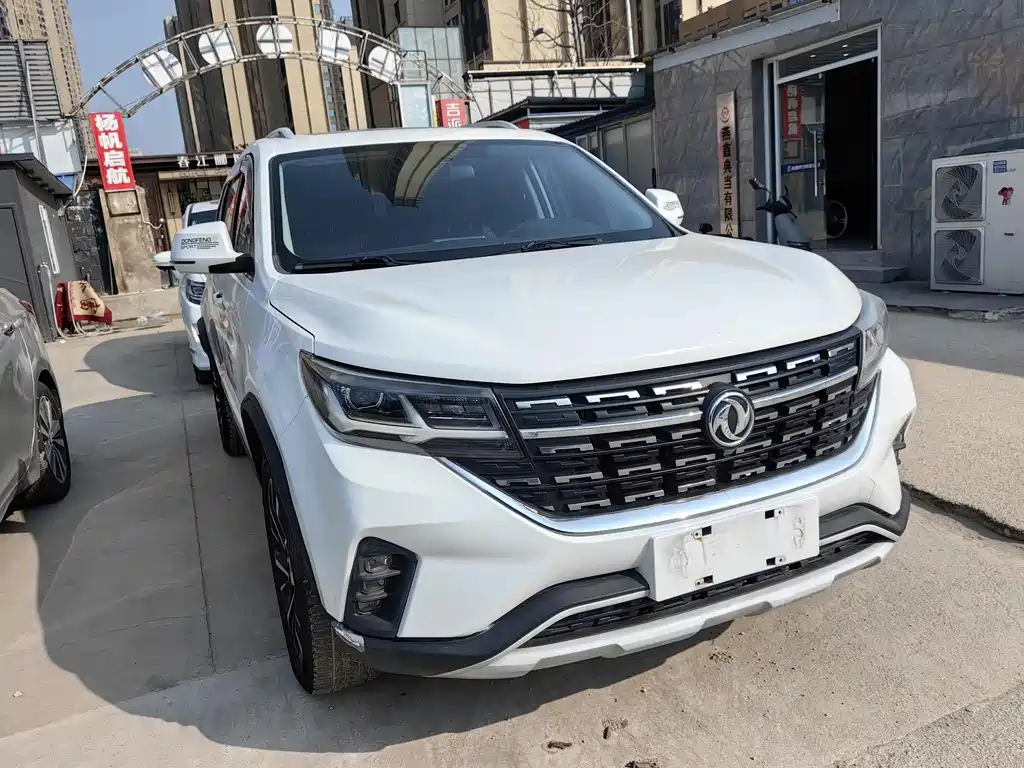 Dongfeng Fengxing Forthing T5L 2019 1.5T CVT Luxury 7-Seater 2020 - thumbnail 15