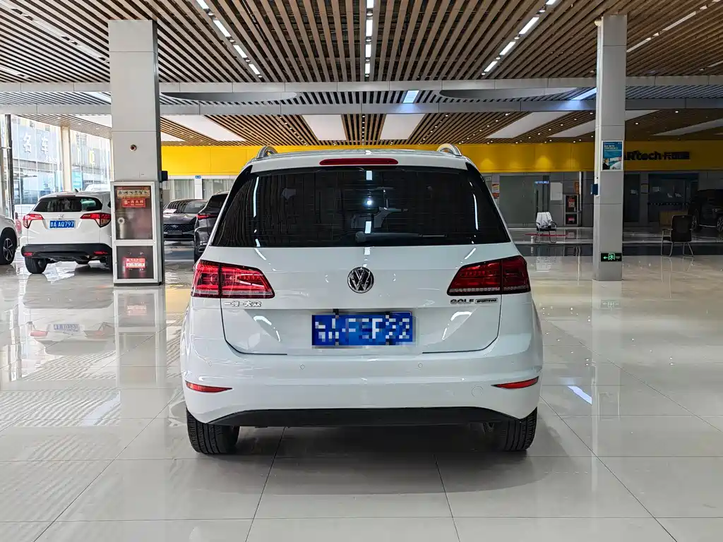 Volkswagen Golf Sportsvan 2016 1.6L Automatic Comfort 2016 - thumbnail 5