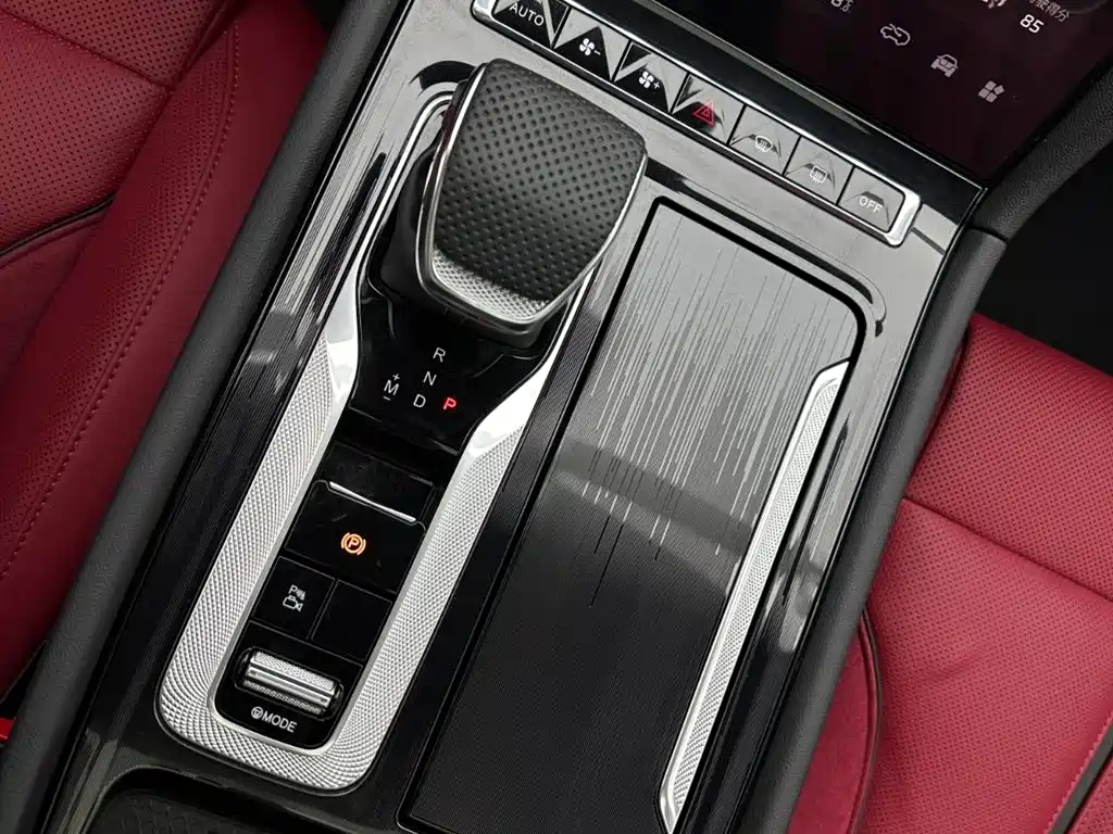 Hongqi Hongqi H6 2025 2.0T Zhishang Edition 2025 - thumbnail 12