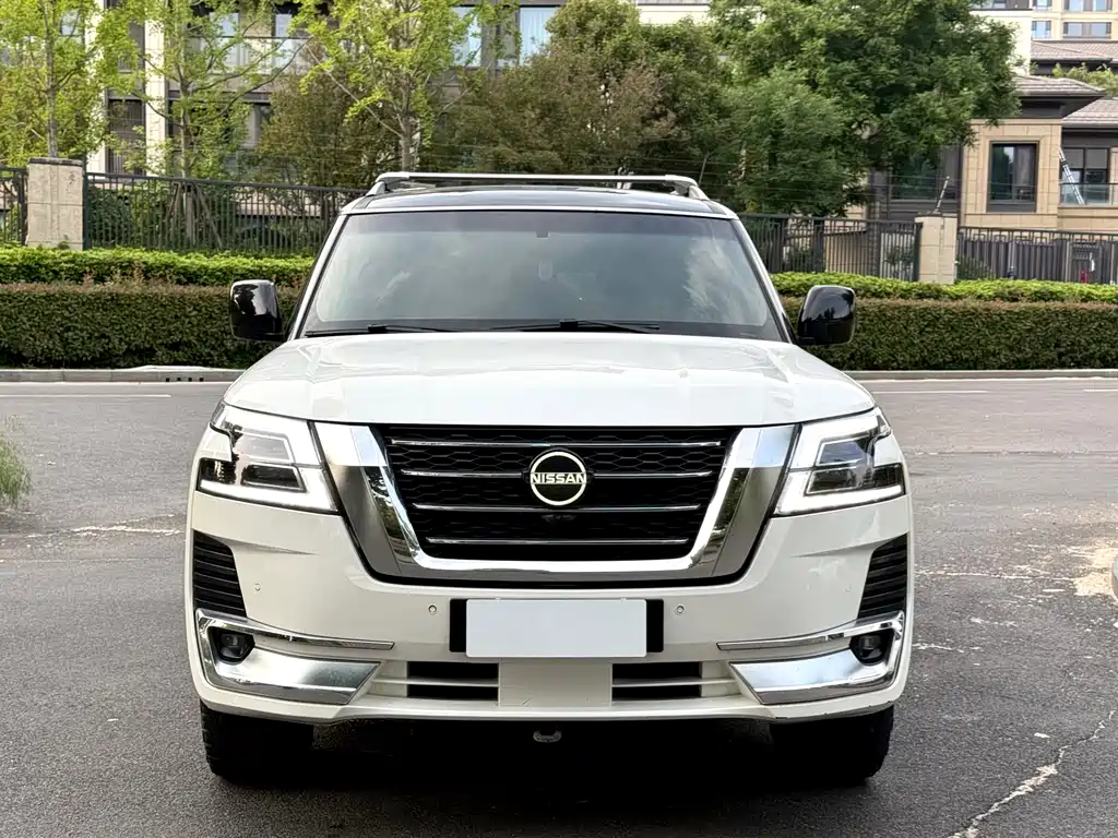 Nissan Nissan Patrol 2016 4.0L Automatic 2017 - thumbnail 2