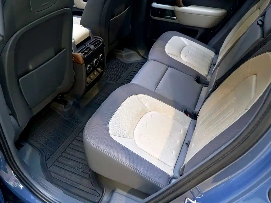 Land Rover Land Rover Defender 2022 110 P400 X-Dynamic HSE 2021 - thumbnail 5