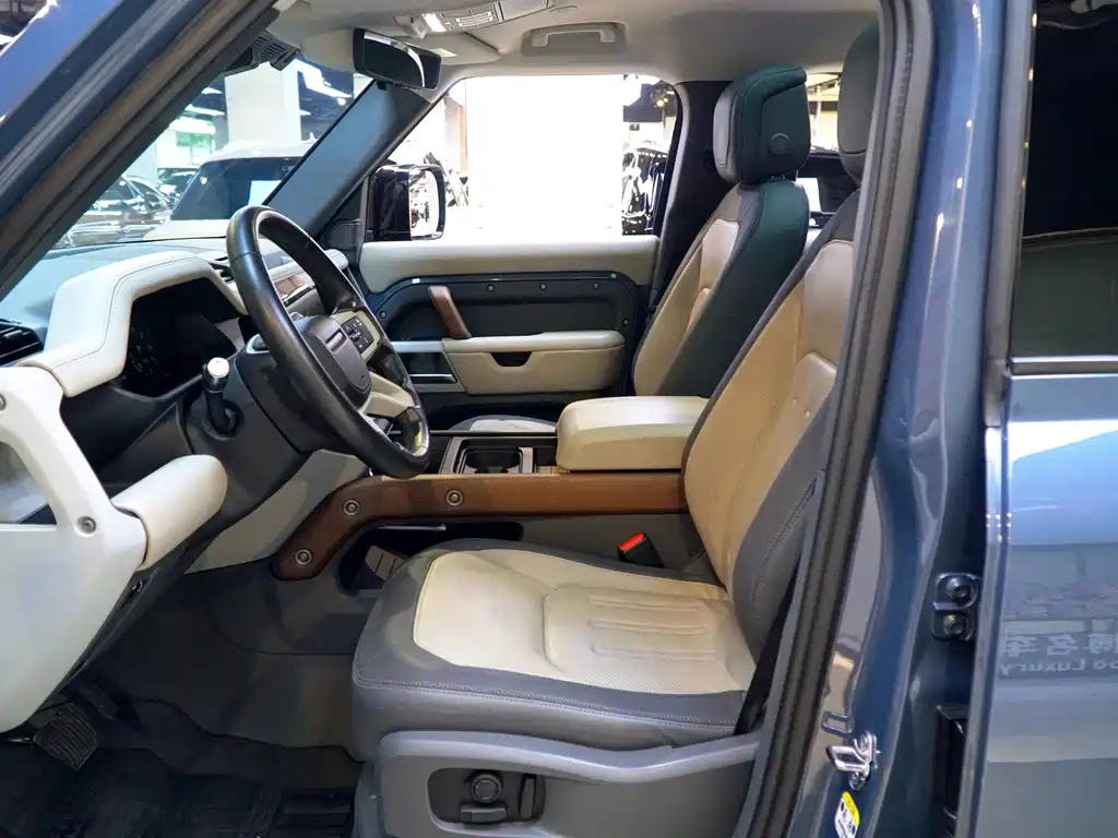 Land Rover Land Rover Defender 2022 110 P400 X-Dynamic HSE 2021 - thumbnail 8