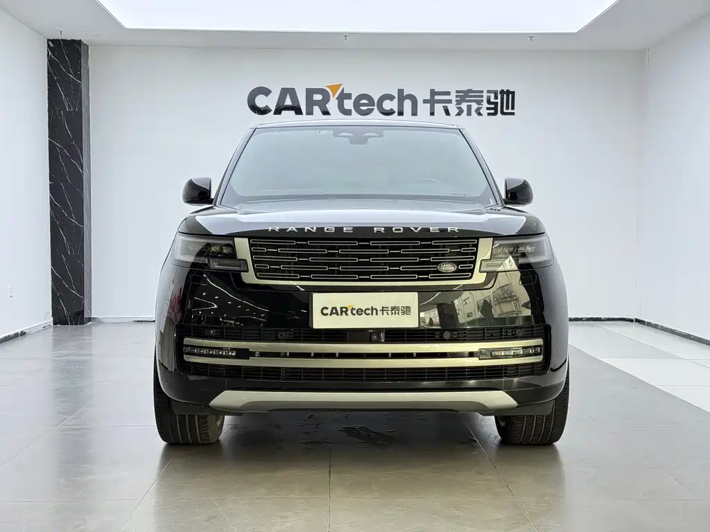 Land Rover Range Rover 2023 3.0 L6 400PS Vogue SE LWB 7-Seater 2023 - thumbnail 2