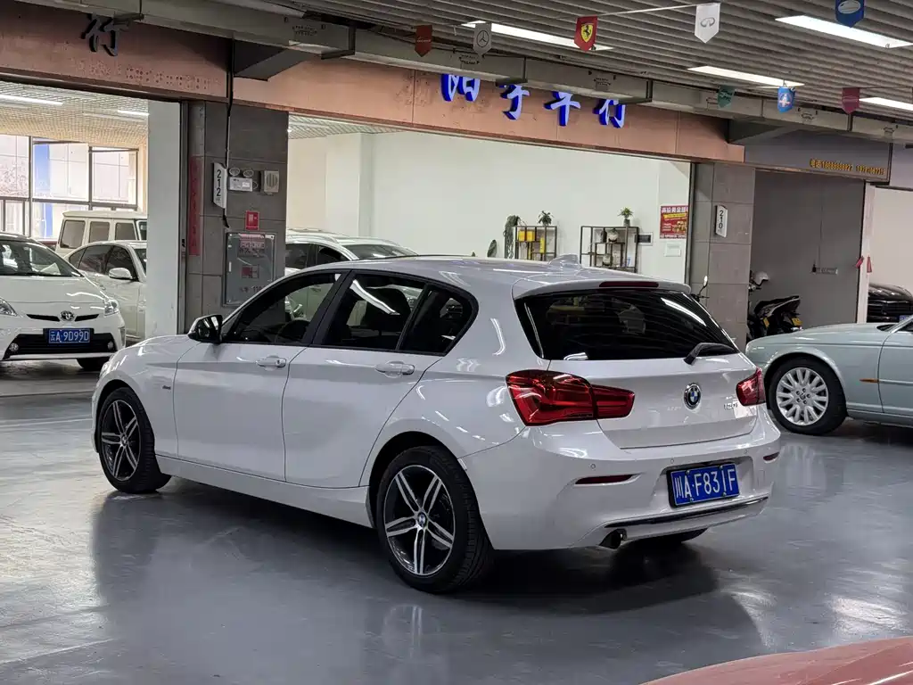 BMW BMW 1 Series 2015 120i M Sport Package 2016 - thumbnail 3