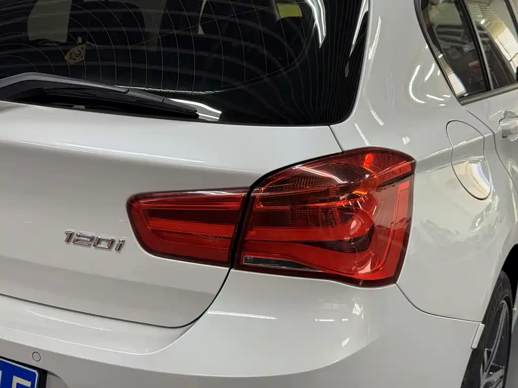 BMW BMW 1 Series 2015 120i M Sport Package 2016 - thumbnail 7