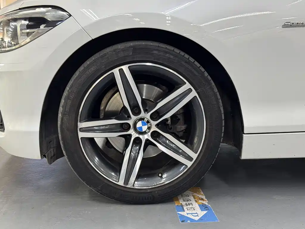 BMW BMW 1 Series 2015 120i M Sport Package 2016 - thumbnail 16
