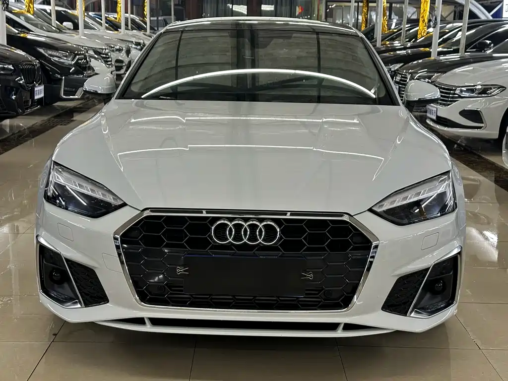Audi Audi A5 Sportback 40 TFSI 2025 - thumbnail 2