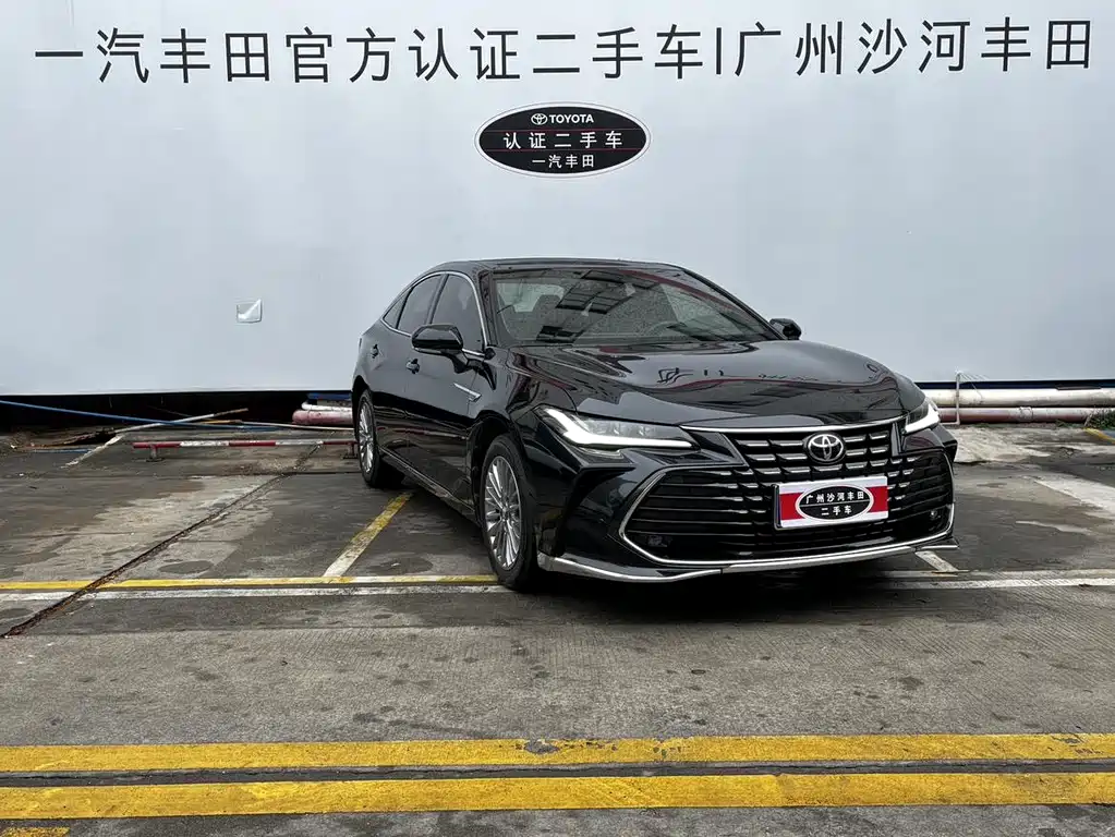 Toyota 2023 Toyota Avalon 2.0L Premium Edition 2024 - thumbnail 3