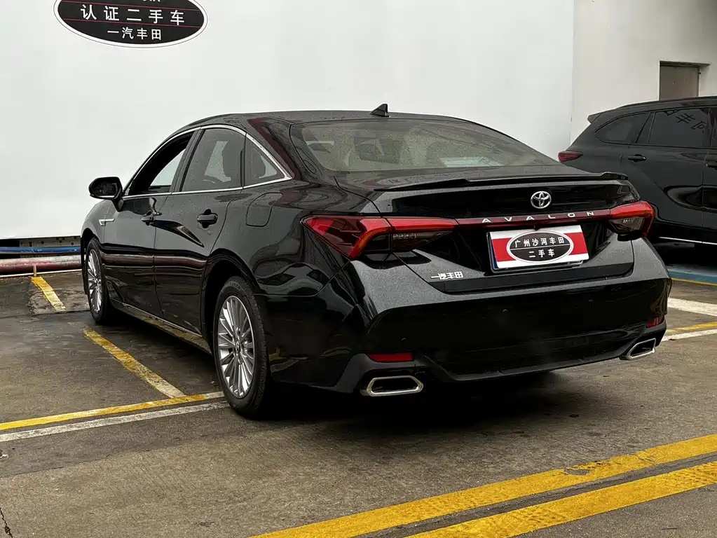 Toyota 2023 Toyota Avalon 2.0L Premium Edition 2024 - thumbnail 6